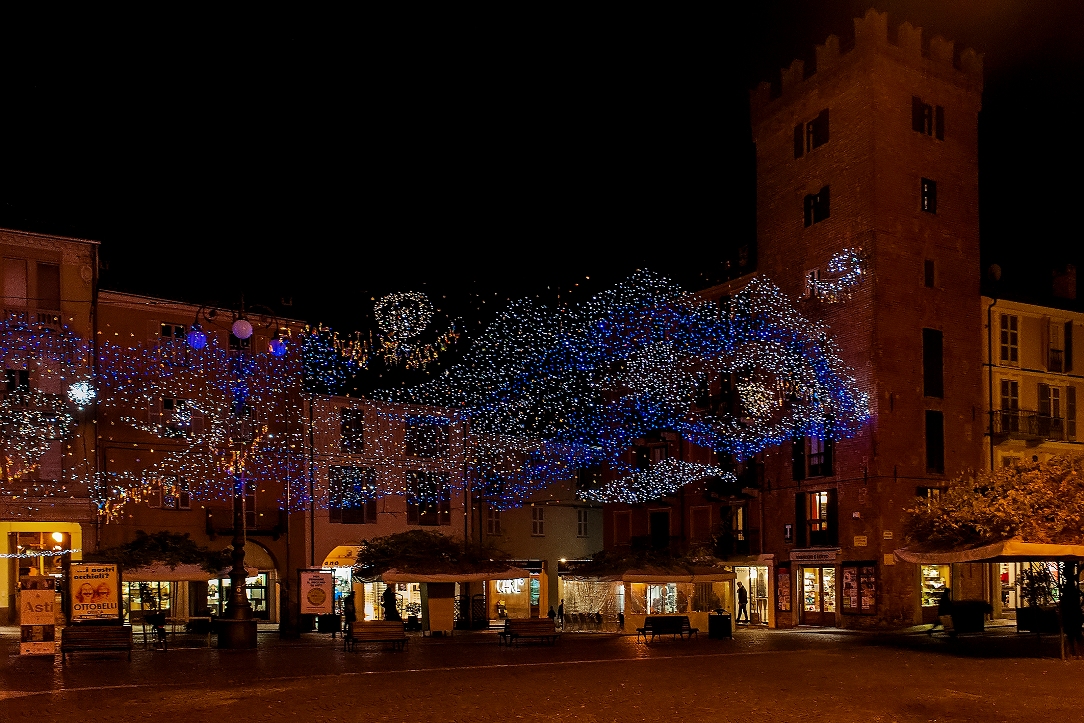 Splendono le Luci d’Artista ad Asti