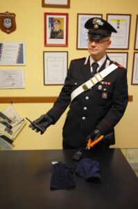 Astigiani fermati ad Alba con pugnali e arnesi da scasso