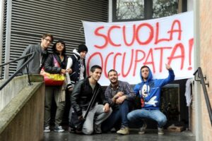 Occupazione del liceo artistico Alfieri: i professori si schierano dalla parte degli studenti – gallery