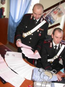 Truffatrice infomartica scoperta dai carabinieri di Alba – gallery