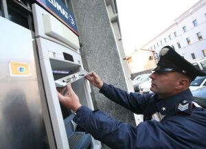 Cash trapping: i carabinieri di Alba denunciano un astigiano