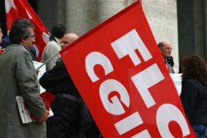 I lavoratori del mondo sanità scendono in piazza anche ad Asti – gallery