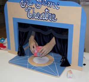 In distribuzione anche ad Asti una collana in dvd sugli origami – gallery