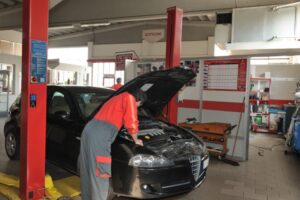Settore Auto in crisi. Apprezzabile la proposta di detrazione fiscale dei tagliandi di manutenzione programmati