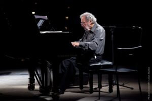 Luis Bacalov chiude la rassegna “Asti in concerto”