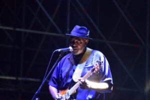 Dopo il blues di Zac Harmon stasera il raffinato “Piano Solo” del Maestro Bollani – gallery