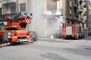 Incendio in viale alla VIttoria: la fotogallery – gallery