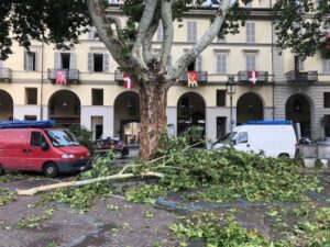 Asti vessata dal forte nubifragio – gallery