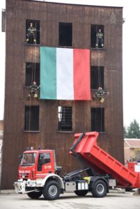 Vigili del fuoco in festa per Santa Barbara: la fotogallery – gallery