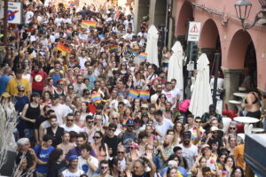 Oggi l’Asti Pride: la fotogallery – gallery
