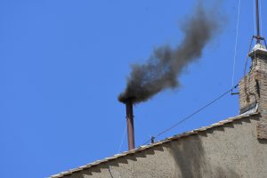 Secondo giorno di Conclave: altra fumata nera