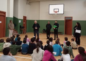 Con bambini e ragazzi. Montechiaro