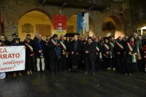 A Nizza Monferrato la fiaccolata per Zoe Trinchero