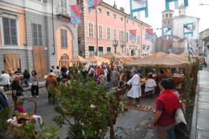 Asti si riscopre medioevale con Arti e Mercanti