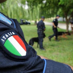 POLIZIA UNITA CINOFILE