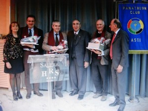 Nella foto: Alessandra Visioli, Beppe Gandolfo, Rosario Rampanti, Leo Luca Campagna, Don Aldo Rabino, Gian Maria Piacenza