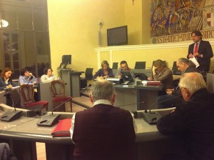 La prima riunione con le associazioni di volontariato, propedeutica alla costituzione del Tavolo per la Pace, tenutasi nello scorso mese di novembre in Municipio.