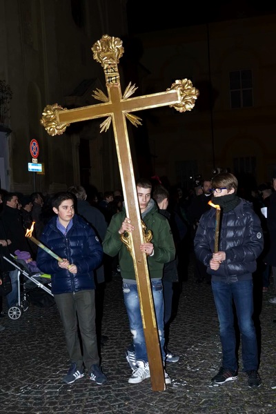 Le immagini della Via Crucis cittadina