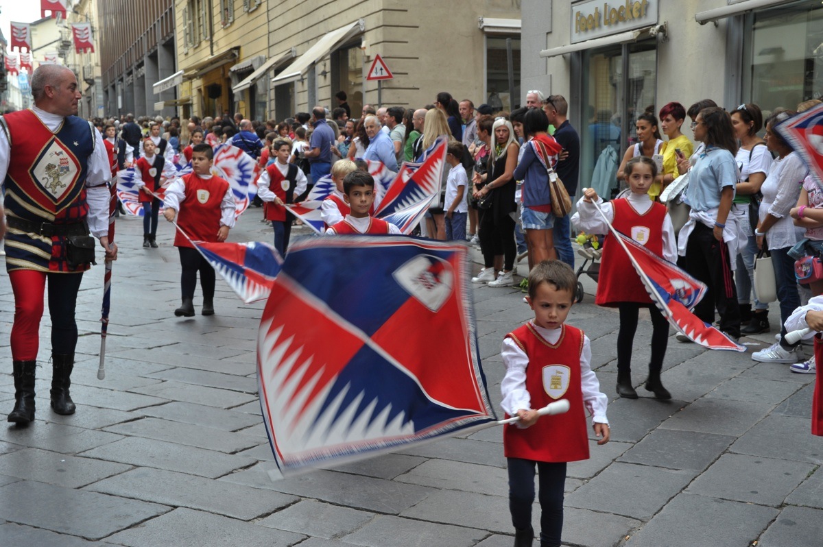 Piccoli paliofili crescono. Tutte le foto della sfilata dei bambini