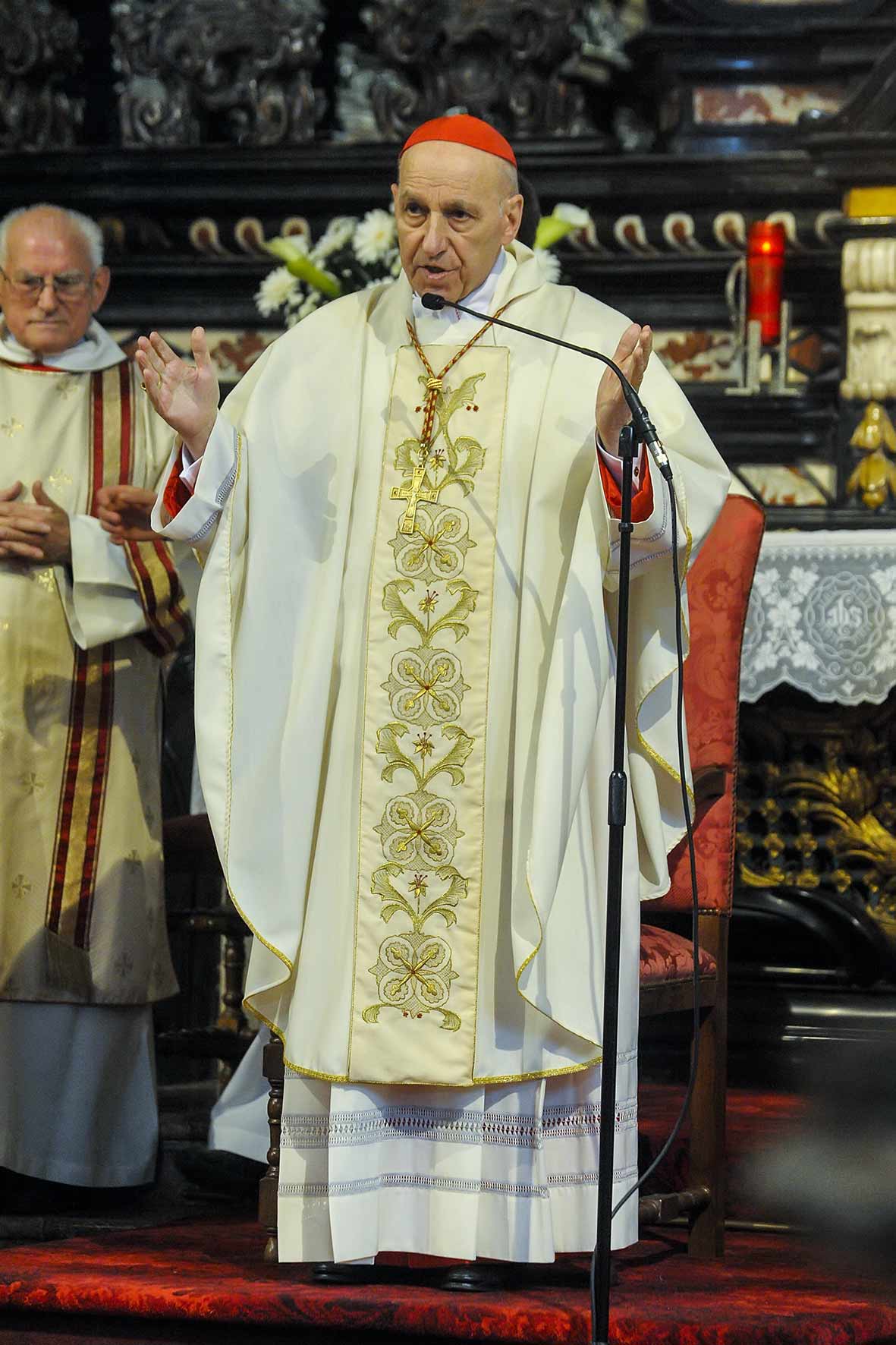 Il cardinal Poletto apre il Congresso Eucaristico Diocesano