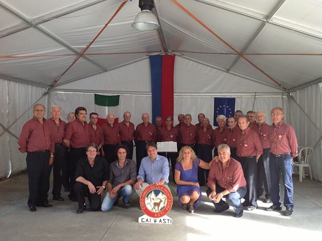 A Ozzano Monferrato il Coro Amici della Montagna