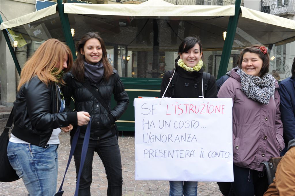 Centralina guasta, shopping natalizio al buio e al freddo tra corso Dante e via Battisti