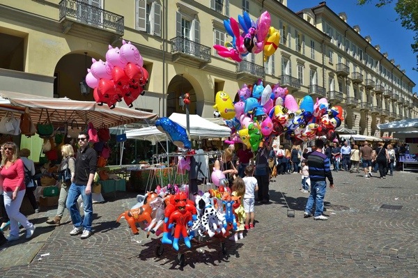 La Carolingia tra le vie del centro