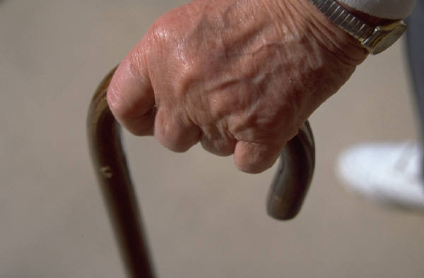 Cota e Monferino: “Aumenta impegno Regione su anziani non autosufficienti a fronte della crisi”