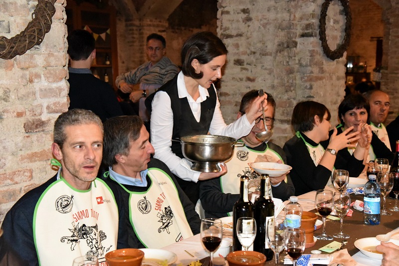 Grande partecipazione al Bagna Cauda Day 2016