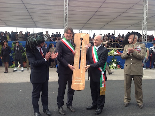 A Canelli in Bersaglieri in raduno e in convegno