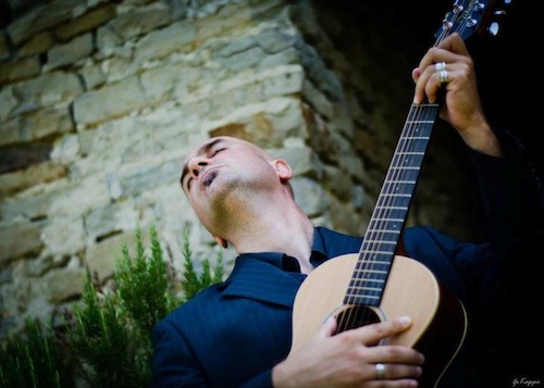 Beppe Giampà canta De Andrè, Conte, Dalla e Gaetano