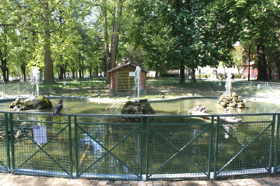 L’Asp accende la fontana del Parco della Resistenza