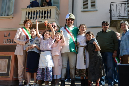 Tonco rivive la tradizionale Giostra del Pitu