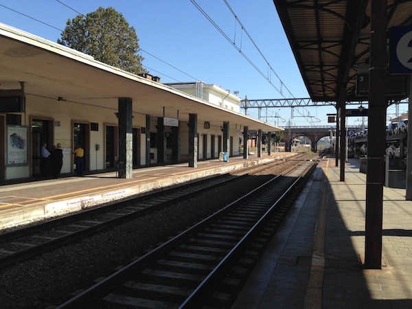 Caos dei treni. Pendolari Trofarello-Asti sul piede di guerra