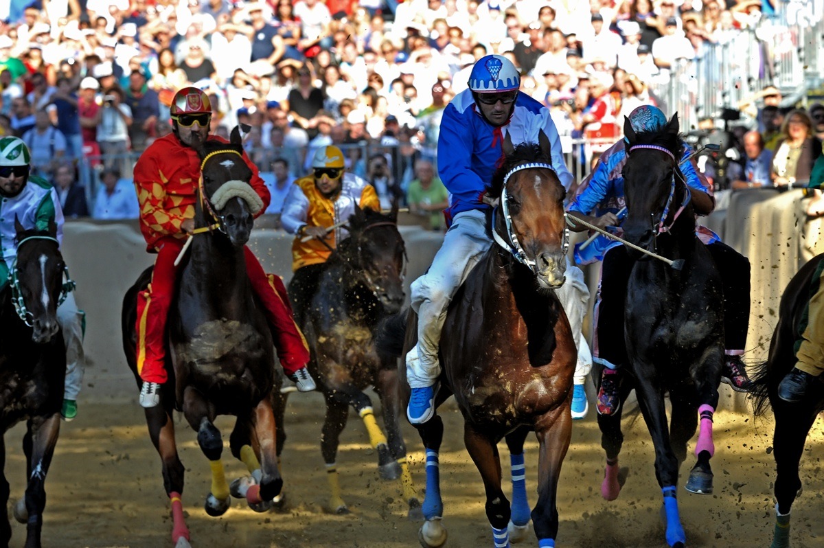 Il Palio di Asti si sdoppia: il 1° settembre due corse