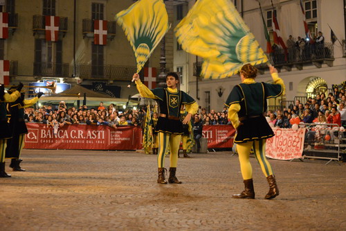 Ad Asti tutto pronto per il Palio degli Sbandieratori