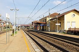 Immigrati clandestini nascosti in un treno a Villanova d’Asti