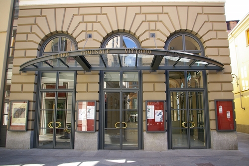 A Natale regala il Teatro Alfieri