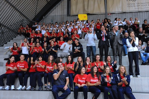 Il sindaco Brignolo porta fortuna alle ragazze dell’Asti Volley