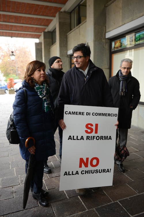 No alla chiusura delle Camere di Commercio