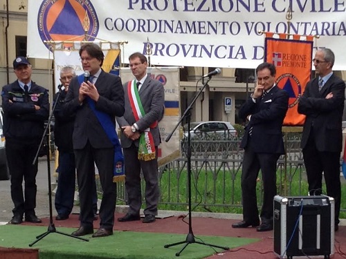 In piazza istituzioni e Protezione Civile per ricordare i vent’anni dall’ alluvione