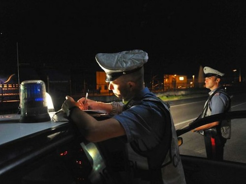 Lite fra automobilisti finisce in caserma