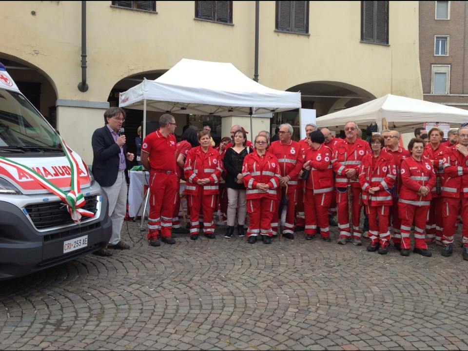 Tre nuovi mezzi per la Croce Rossa di Asti