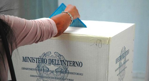 Elezioni: alle 22 ad Asti avevano votato il 54,59 % degli aventi diritto: in calo rispetto al 2008