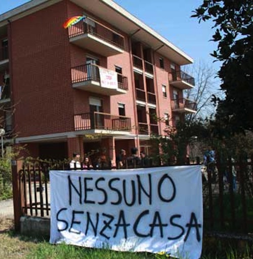 Anche Asti scende in piazza per il diritto all’abitare