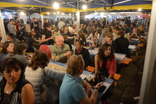 Fotogallery del Mercato Europeo ad Asti