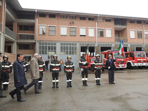 Cerimonia ufficiale alla caserma dei vigili del fuoco astigiani