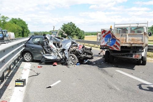 Incidente in tangenziale: la bambina non ce l’ha fatta