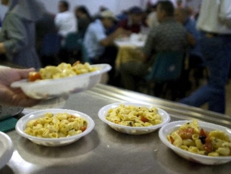 Aaa cercansi volontari per il Pranzo di Fraternità