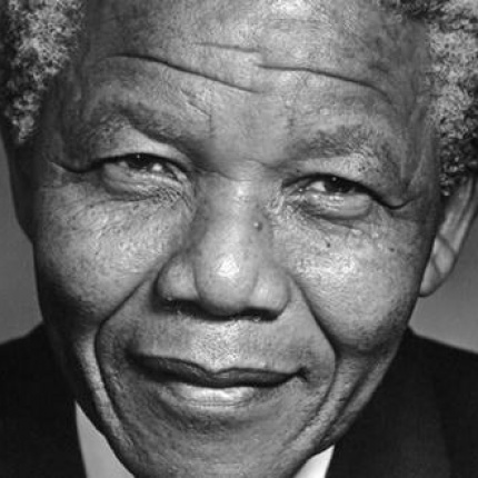 Presidio in piazza San Secondo per il Nelson Mandela Day